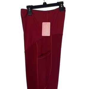 New with tags Poshdivah size medium maternity leggings burgundy wine